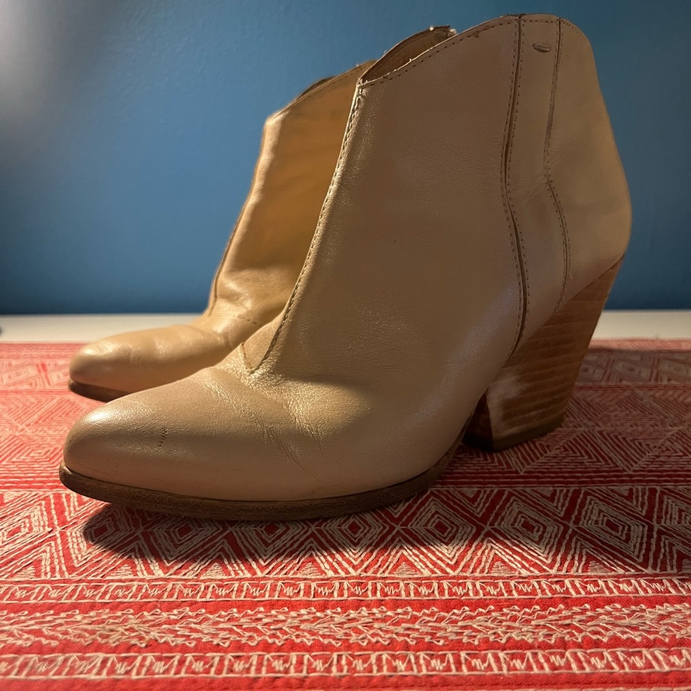 Eileen Fisher cream leather boot